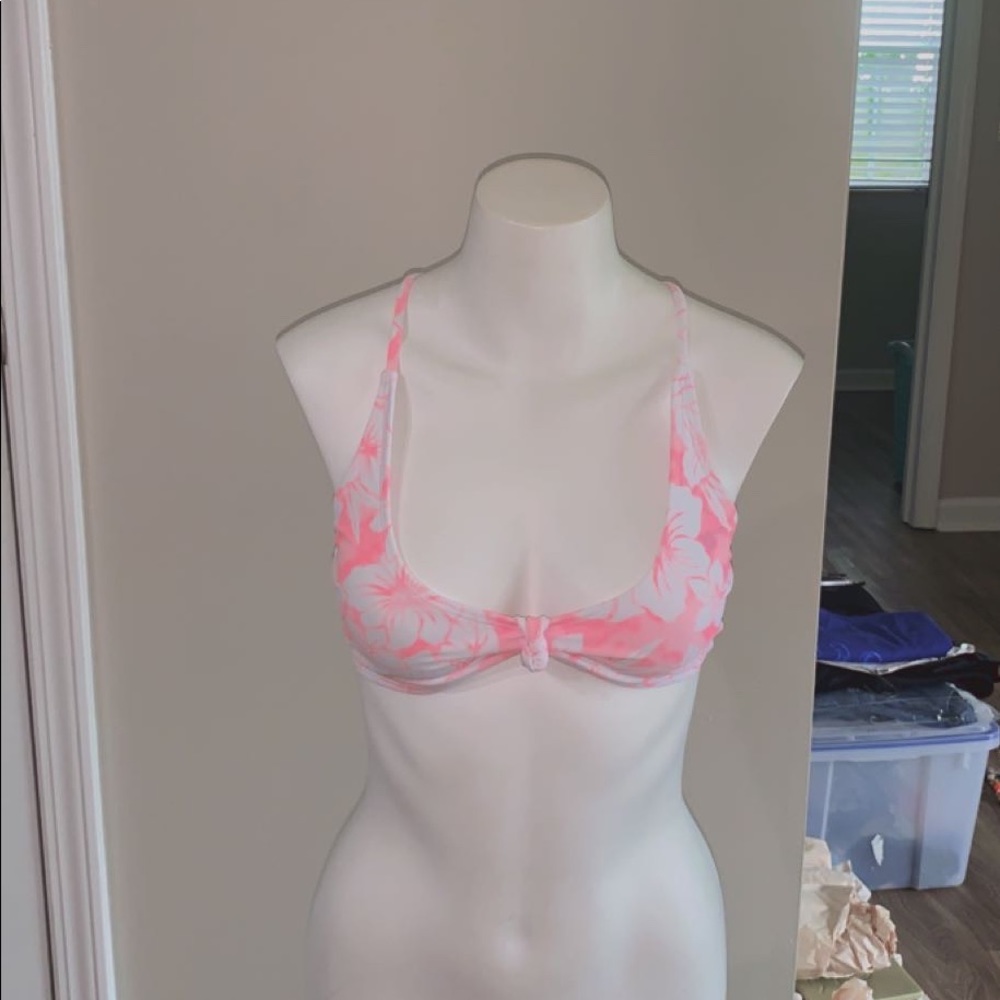 Cute bikini top